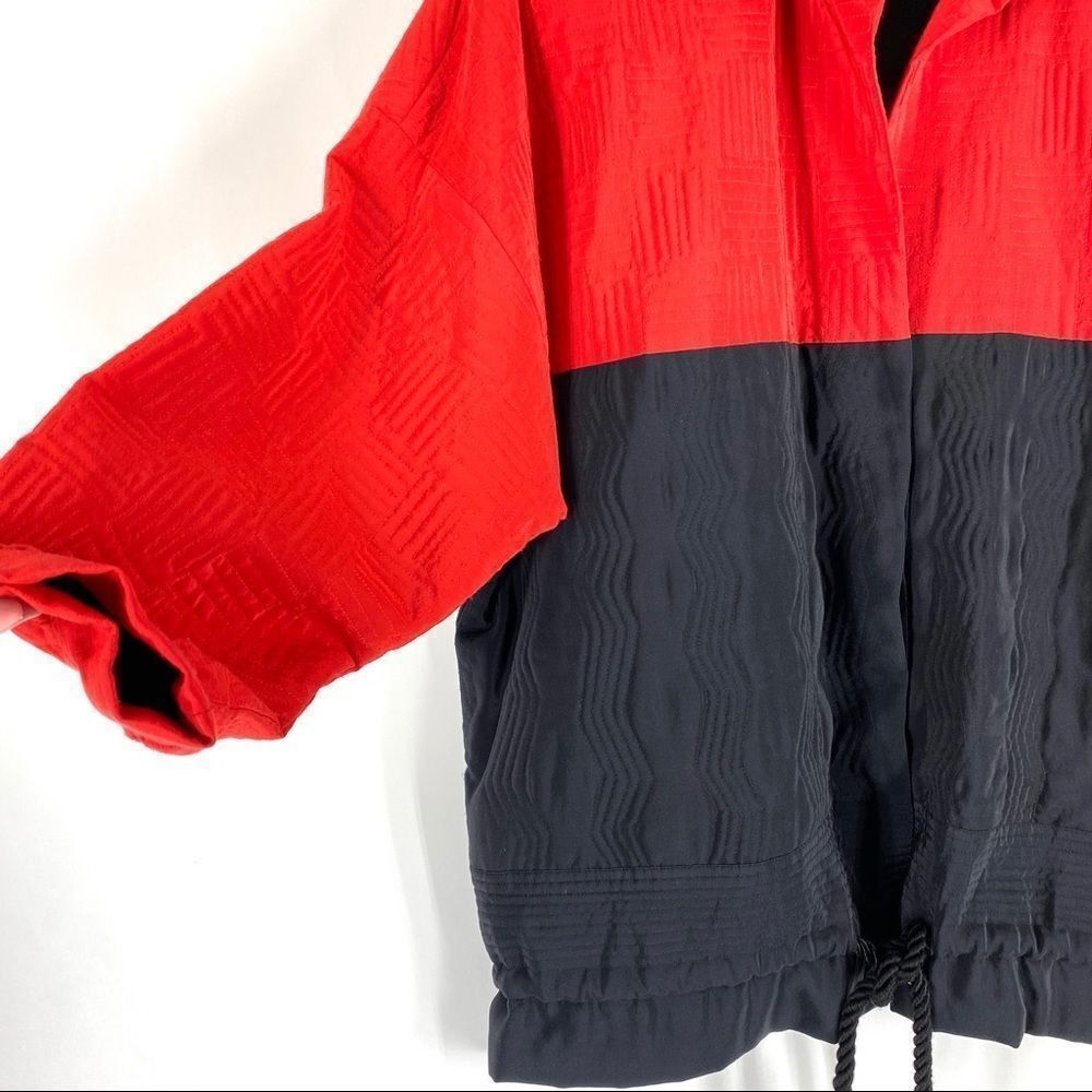 Amazing Vintage Ellen Tracy 100% Silk Jacket Shoulder Pads Pockets Button Close - Picture 2 of 9